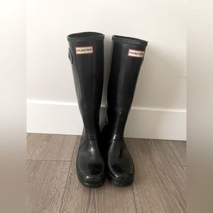 Hunter boots. Size 7